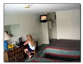 Dennisport Motel room