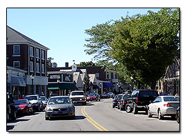 Woods Hole Restaurant near ferry